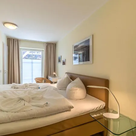 Apartament Seeschloss, App 02, Direkt An Der Strandpromenade, Toplage Binz