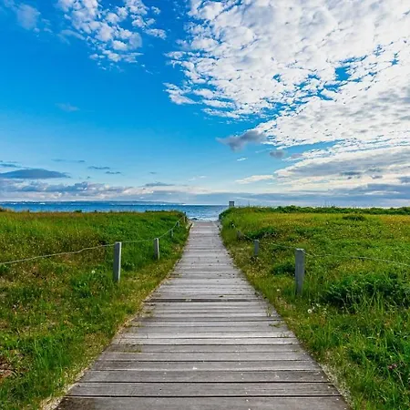Seeschloss, App 02, Direkt An Der Strandpromenade, Toplage *