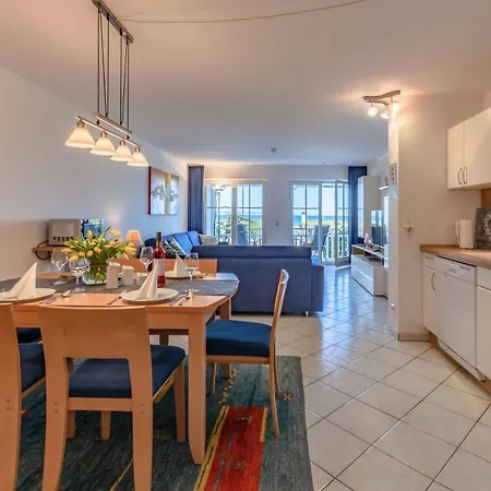 Appartement Seeschloss, App 02, Direkt An Der Strandpromenade, Toplage