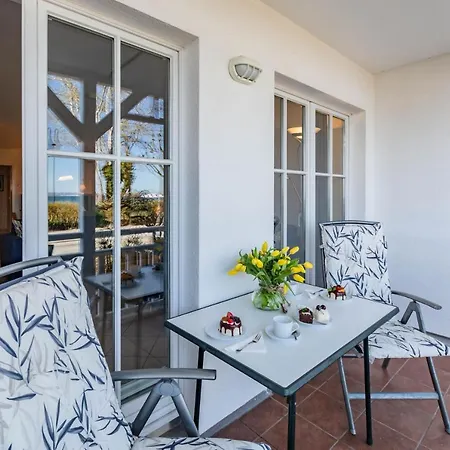 Seeschloss, App 02, Direkt An Der Strandpromenade, Toplage * Binz